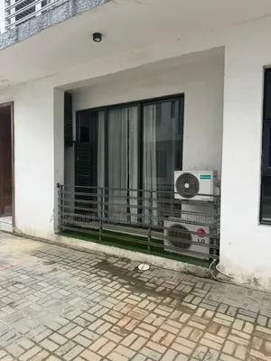 2bdrm Apartment in Near Spring Gardens, Lekki Phase 2 for rent