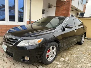 Toyota Camry LE 4dr Sedan (2.5L 4cyl 6AM) 2010 Black