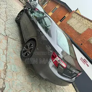 Toyota Camry 2014 Gray