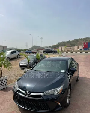 Toyota Camry 2016 Black