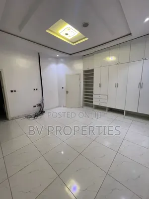 Studio Apartment in Ikota for rent