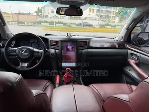 Lexus LX 570 2011 Black