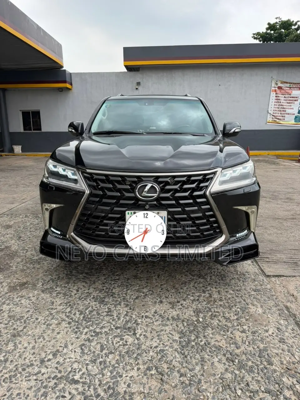 Lexus LX 570 2011 Black