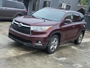 Toyota Highlander 2015 Burgundy