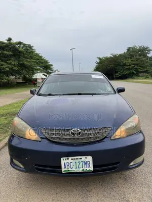 Toyota Camry 2004 Blue