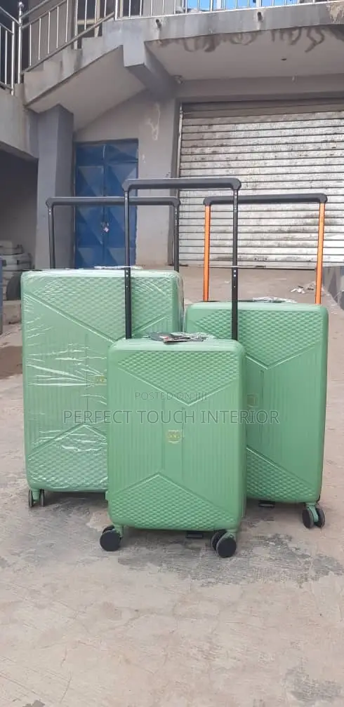 4-Piece Hard-Shell Luggage Set