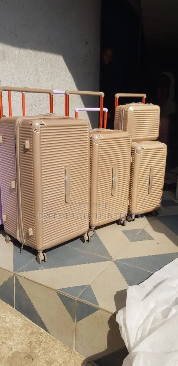 4-Piece Hard-Shell Luggage Set