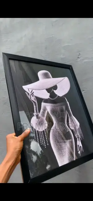 Frameluxe.Shop – Custom Acrylic Frames Wall Decor
