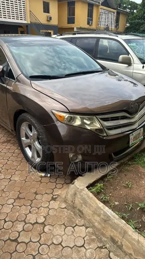 Toyota Venza V6 2011 Brown