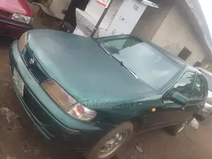 Nissan Almera Tino 2004 Green