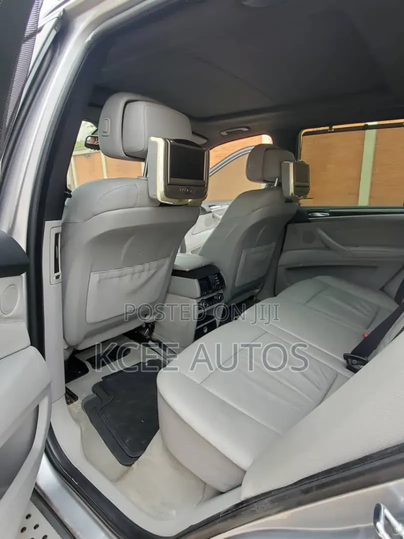 BMW X5 2010 Silver