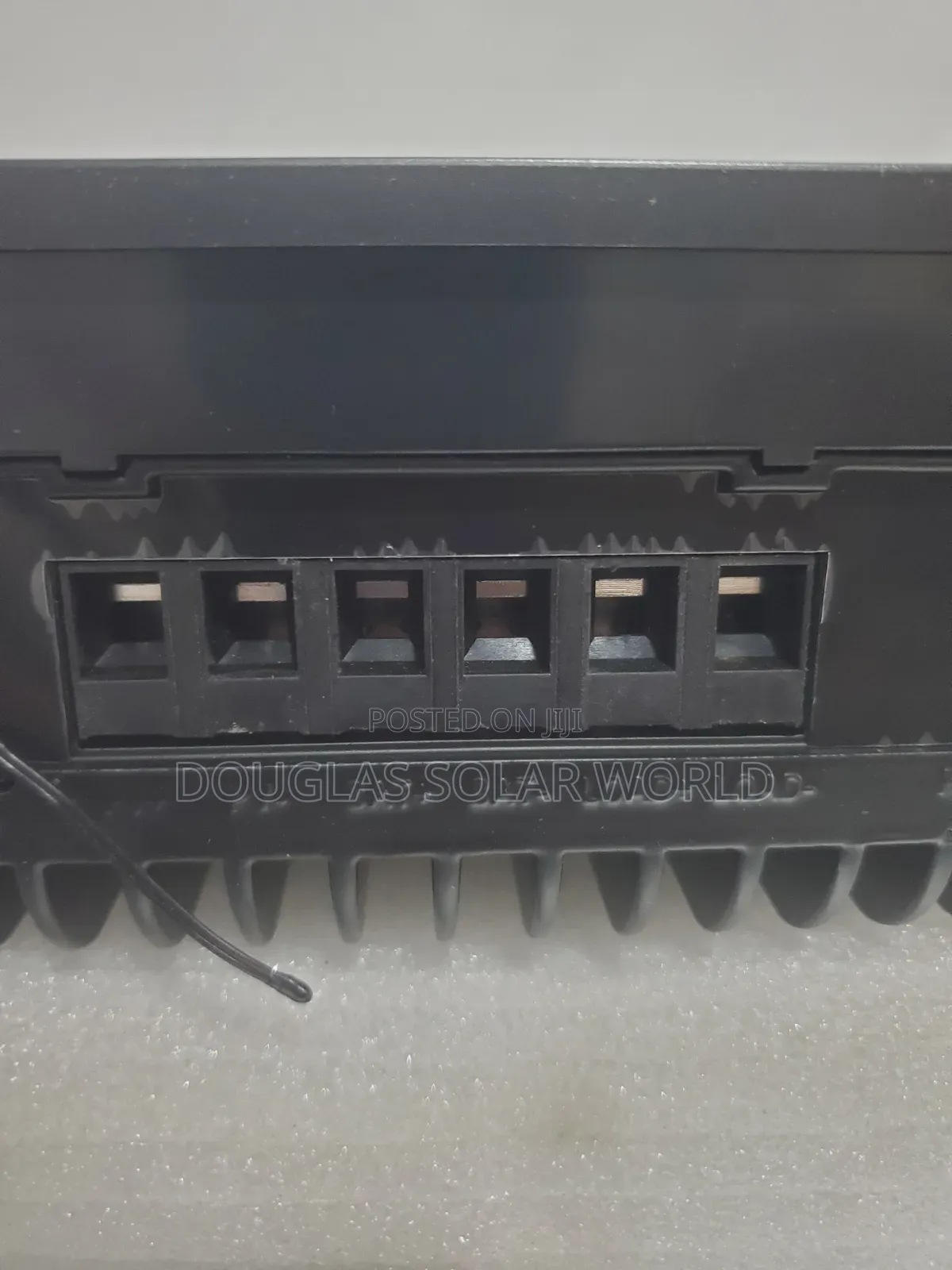 Sunfield Solar Energy 60a MPPT Charge Controller