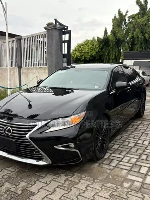 Lexus ES 2013 Black
