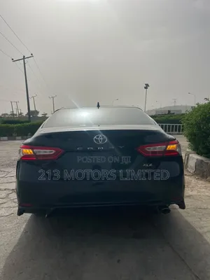 Toyota Camry 2019 Green