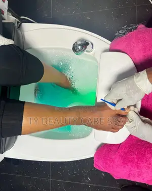 Pedicure Service