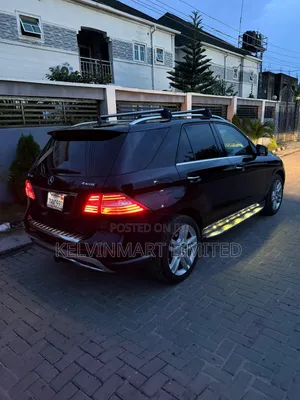 Mercedes-Benz M Class ML350 4MATIC 4dr SUV AWD (3.5L 6cyl 7A) 2015