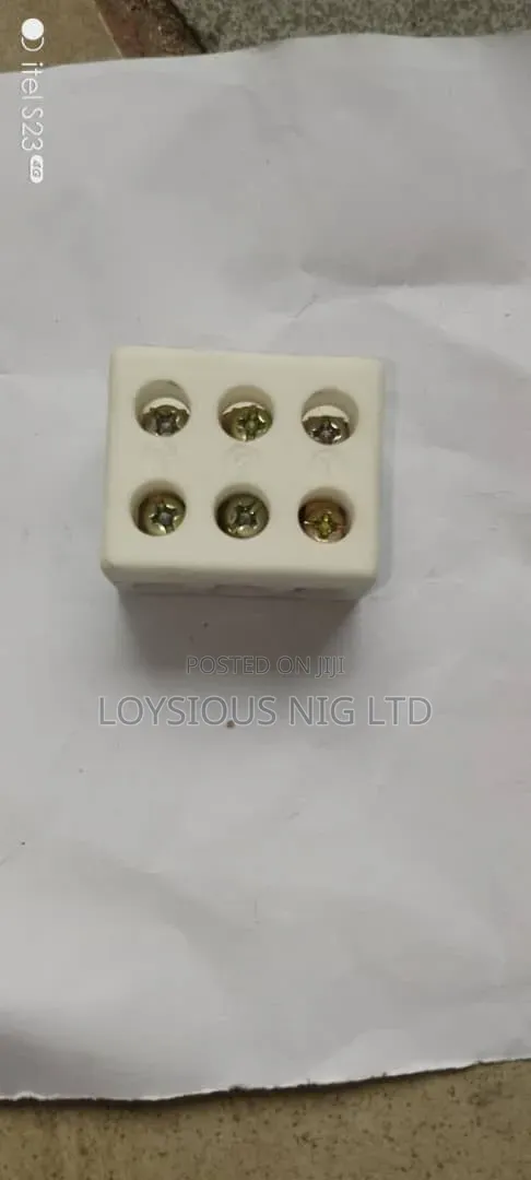 3pole Ceramic Connector