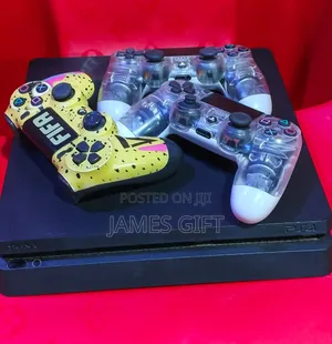 Playstation 4 Slim