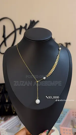 All Kinds of Fashion and Beauty Essential