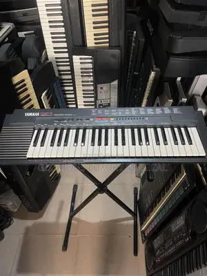 Direct Uk Used Keyboard Yamaha Psr3