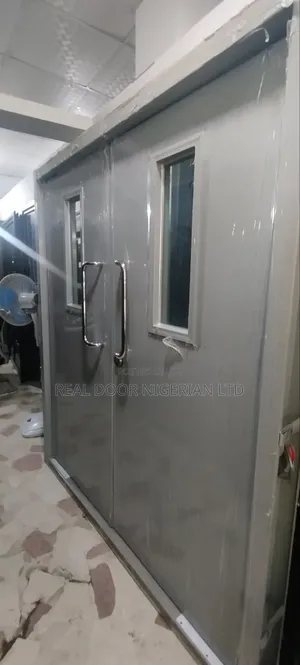 Hospital Door at Affordable Price