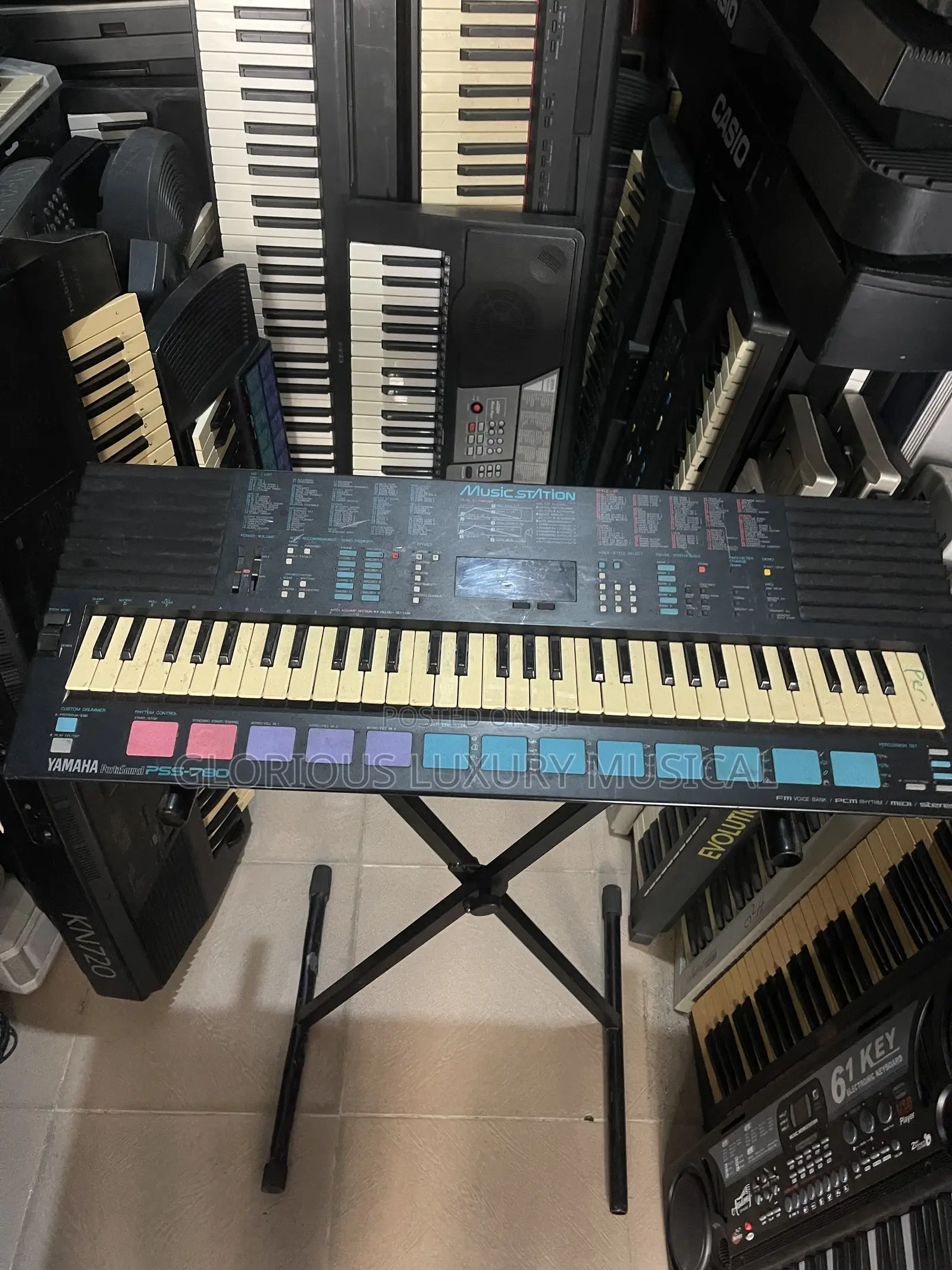 Direct Uk Used Keyboard Yamaha Pss780