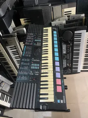 Direct Uk Used Keyboard Yamaha Pss780