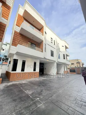 5bdrm Duplex in Lekki for sale