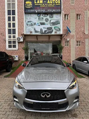 Infiniti Q30 2018 Gray