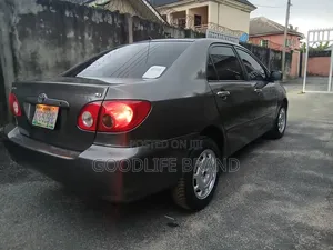 Toyota Corolla 1.4 C Limousine Luna 2005 Gray