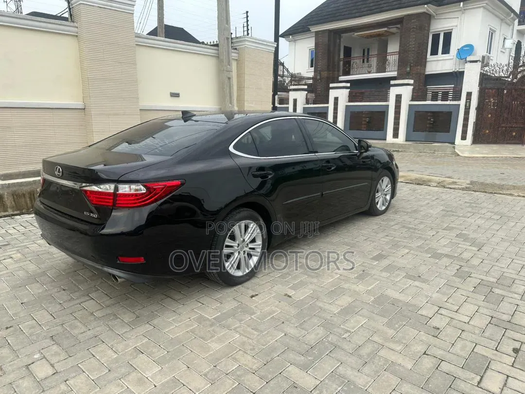 Lexus ES 2015 Black