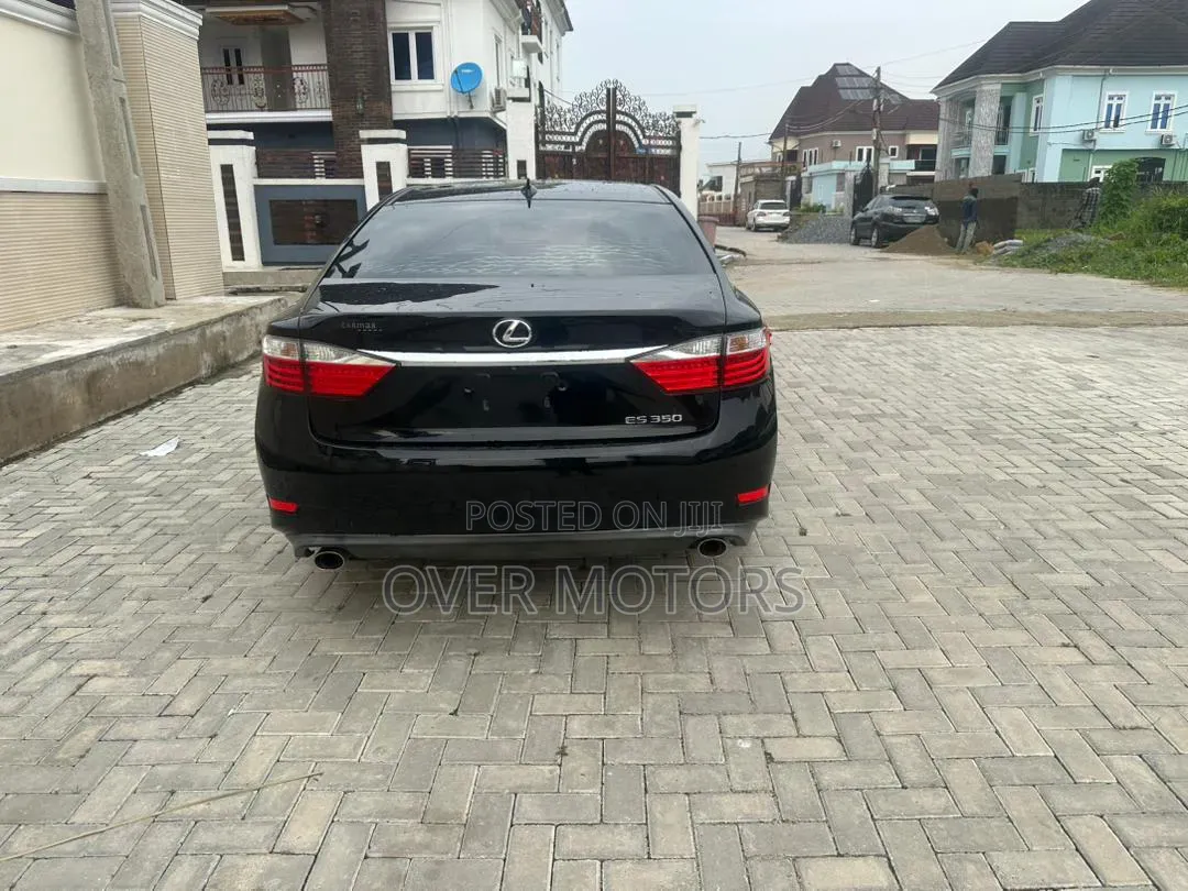 Lexus ES 2015 Black