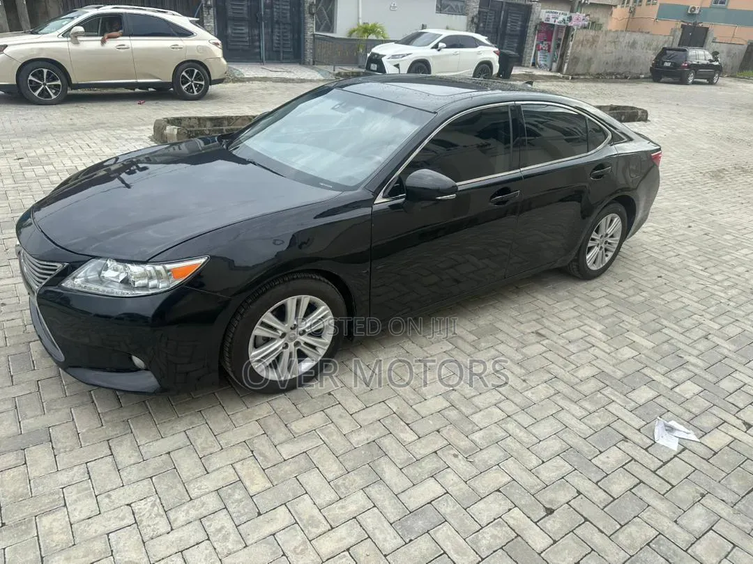Lexus ES 2015 Black