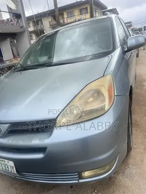 Toyota Sienna XLE 2005 Blue