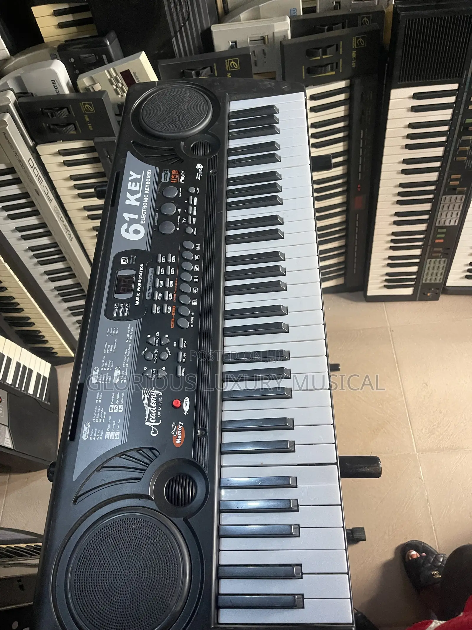 Direct Uk Used Keyboard Academy 61 Key