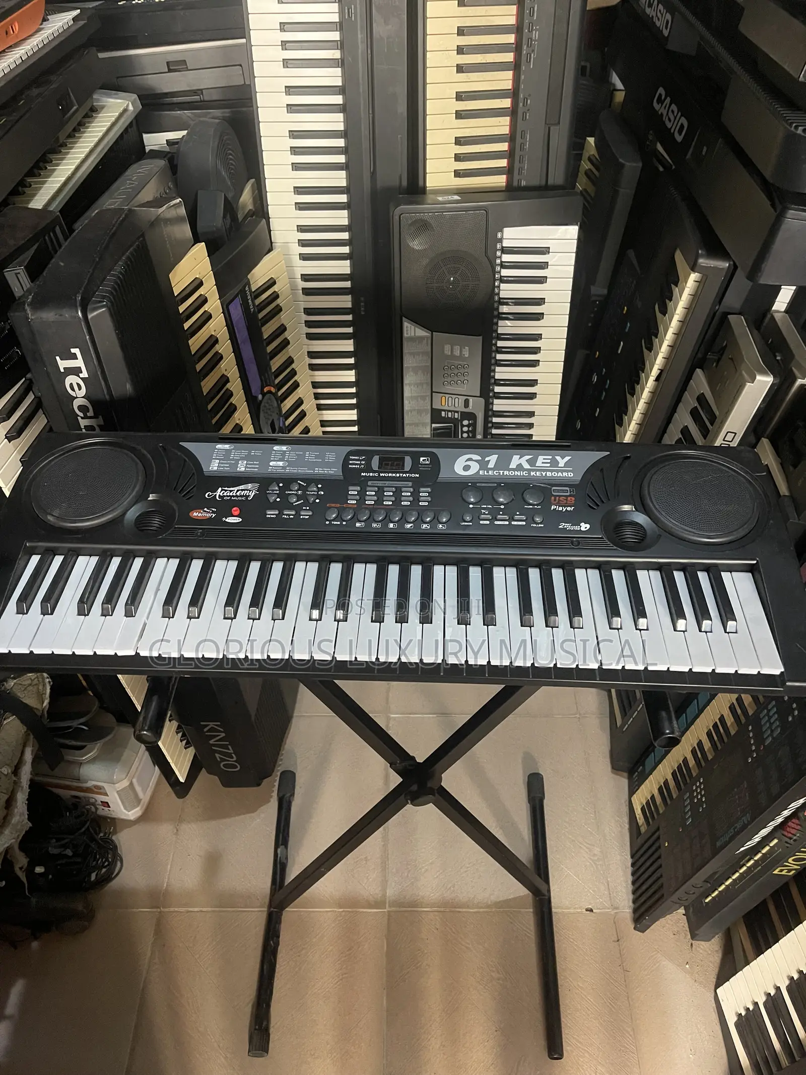 Direct Uk Used Keyboard Academy 61 Key