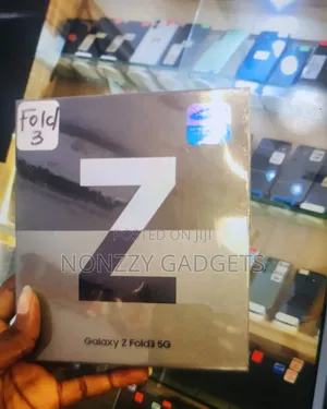 New Samsung Galaxy Z Fold 3 256 GB
