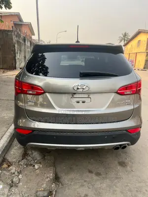 Hyundai Santa Fe Limited 4dr SUV w/Saddle Interior (3.3L 6cyl 6A) 2014