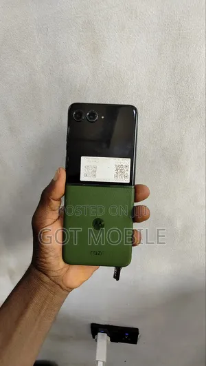 Motorola Razr 50 Ultra 512 GB Green