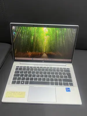 Laptop HP EliteBook 830 G8 8GB Intel Core i5 SSD 256GB