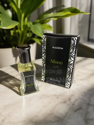 Long-Lasting Naseem Moon Light Concentrated Perfume Oil 24ml