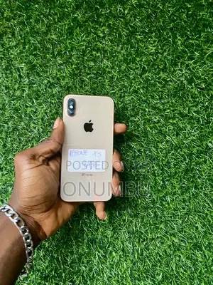 Apple iPhone XS 64 GB White