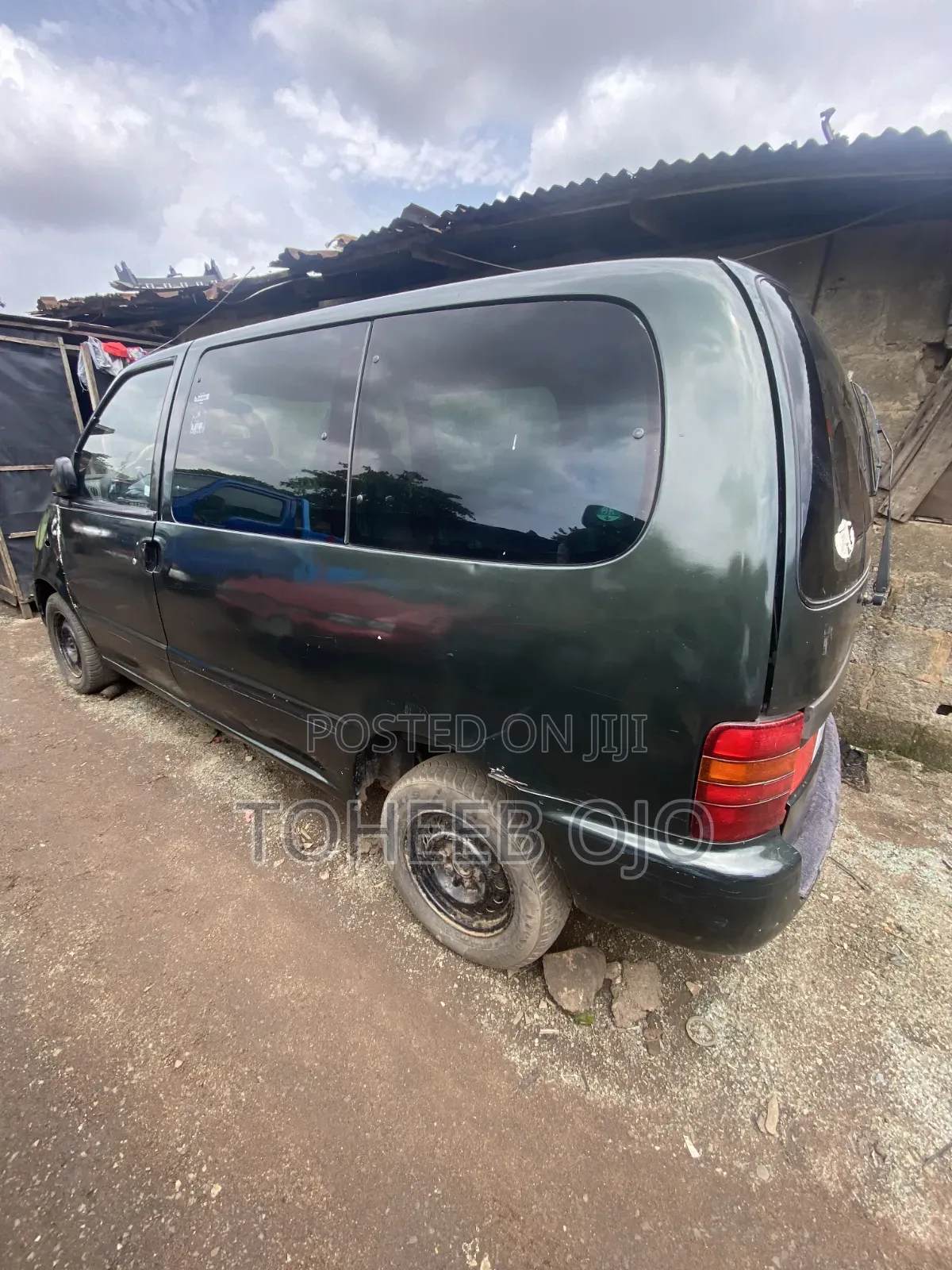 Nissan Serena 1995 Grey