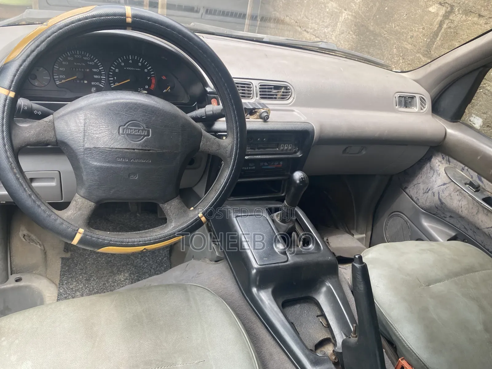 Nissan Serena 1995 Grey