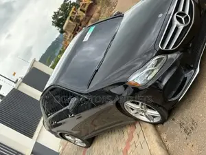 Mercedes-Benz E350 Base 4dr Sedan RWD (3.5L 6cyl 7A) 2014 Black