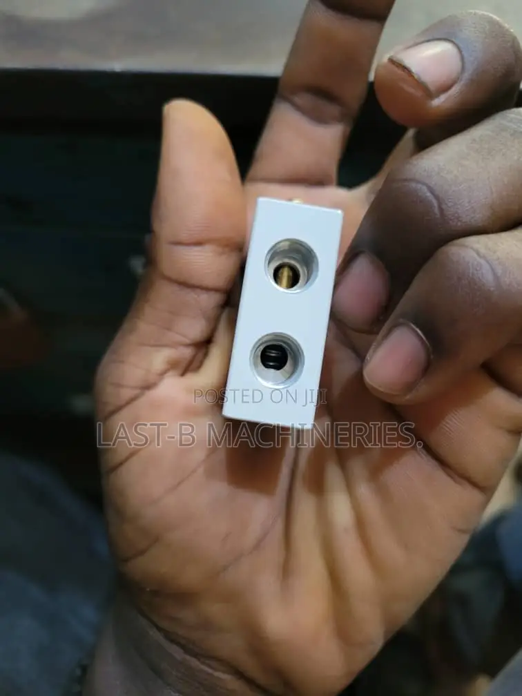 Airtac Push in Valve