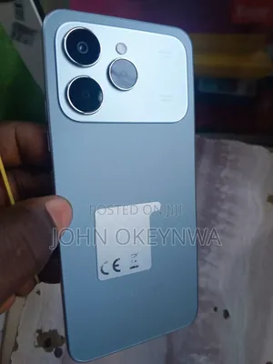 Tecno Spark 40 128 GB Black