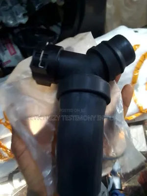 Water Hose/Junction Hose 2011,2012,2013,2014 2016,2017 Ford F150 5.0l