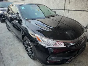 Honda Accord Touring 4dr Sedan FWD (3.5L 6cyl 6A) 2016 Black
