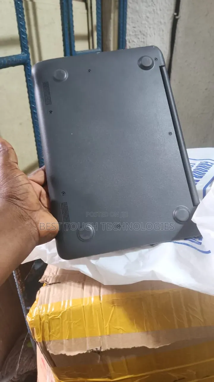 Laptop HP Stream 11-ah110hr 4GB Intel Pentium SSD 128GB